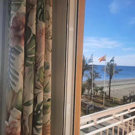 Appartamento Primera Linea De Playa A 10 Min Estepona San Luis de Sabinillas