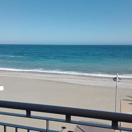 Primera Linea De Playa A 10 Min Estepona San Luis de Sabinillas
