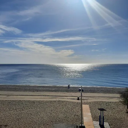 Διαμέρισμα Primera Linea De Playa A 10 Min Estepona San Luis de Sabinillas