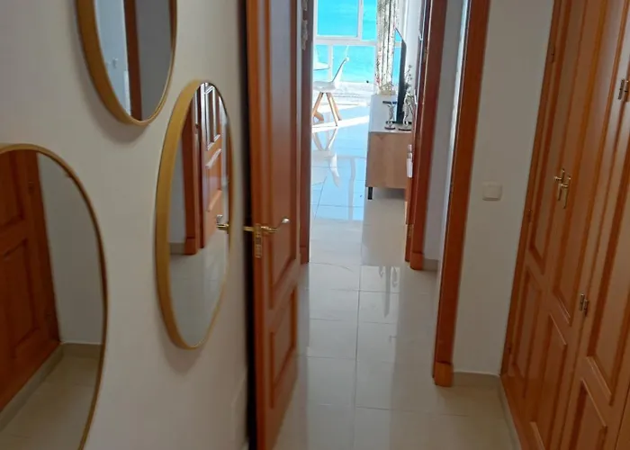 Lägenhet Primera Linea De Playa A 10 Min Estepona *