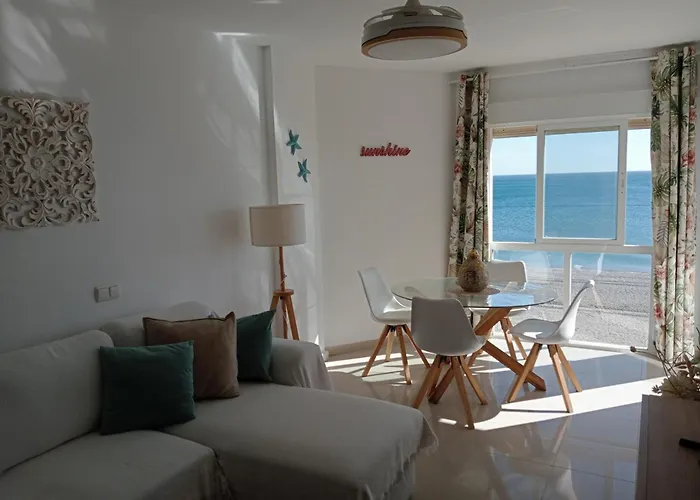 Lägenhet Primera Linea De Playa A 10 Min Estepona